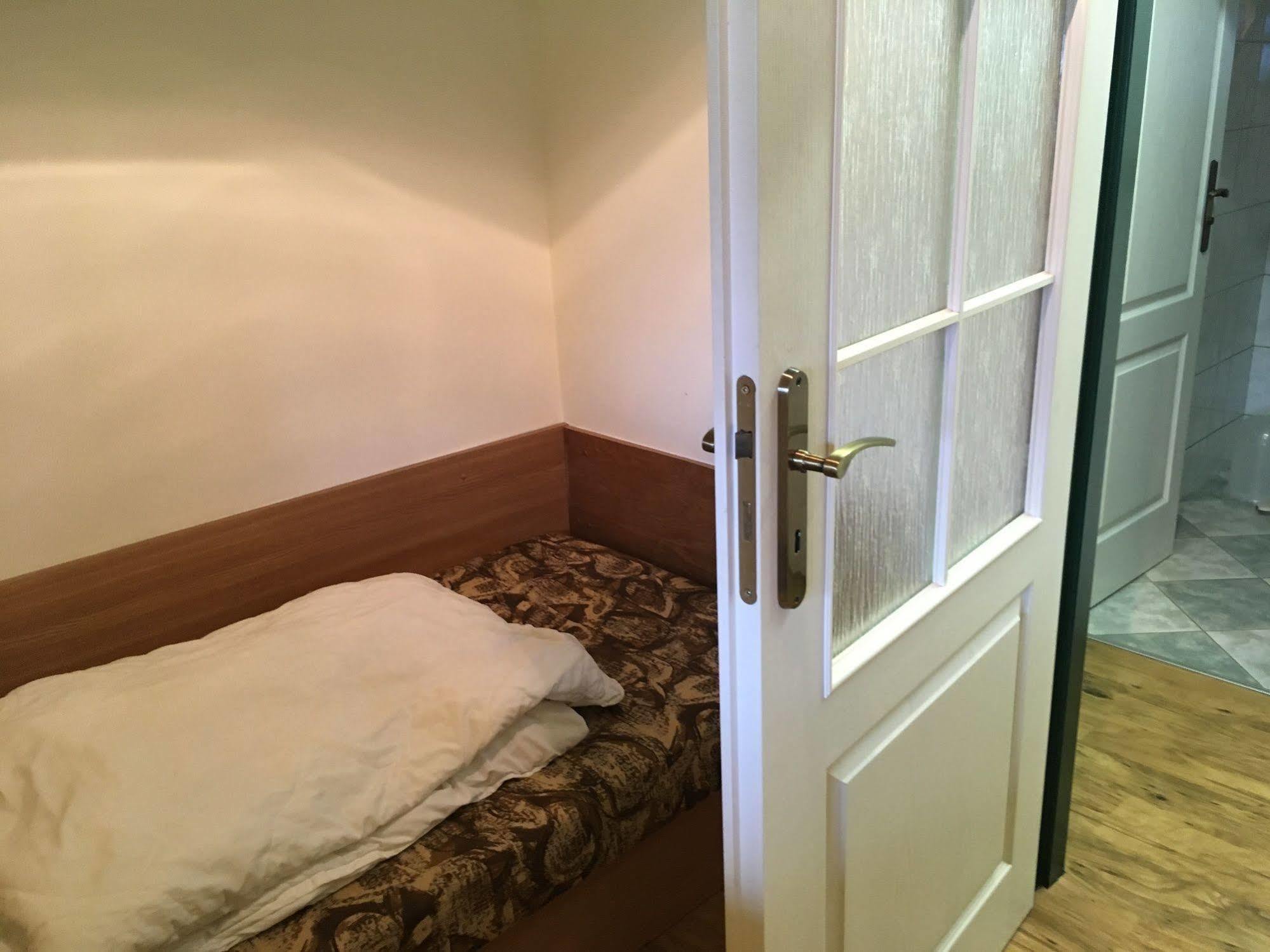 Apartmany Pod Jestedem Liberec Exteriör bild